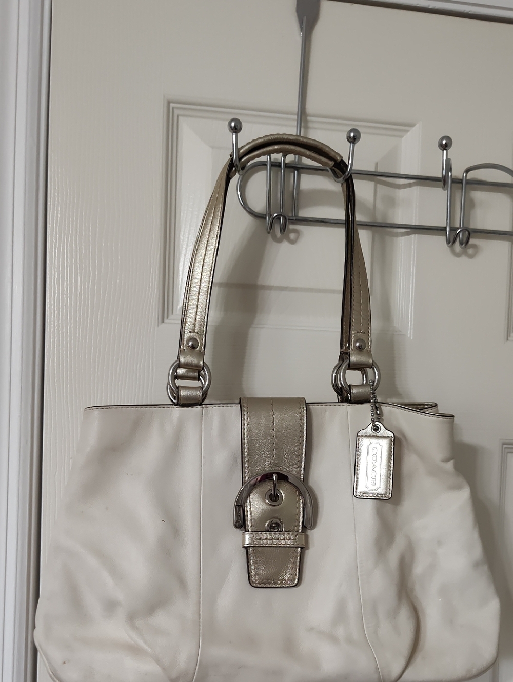 Coach Women's Cream Leather Shoulder Bag with Gold Trim